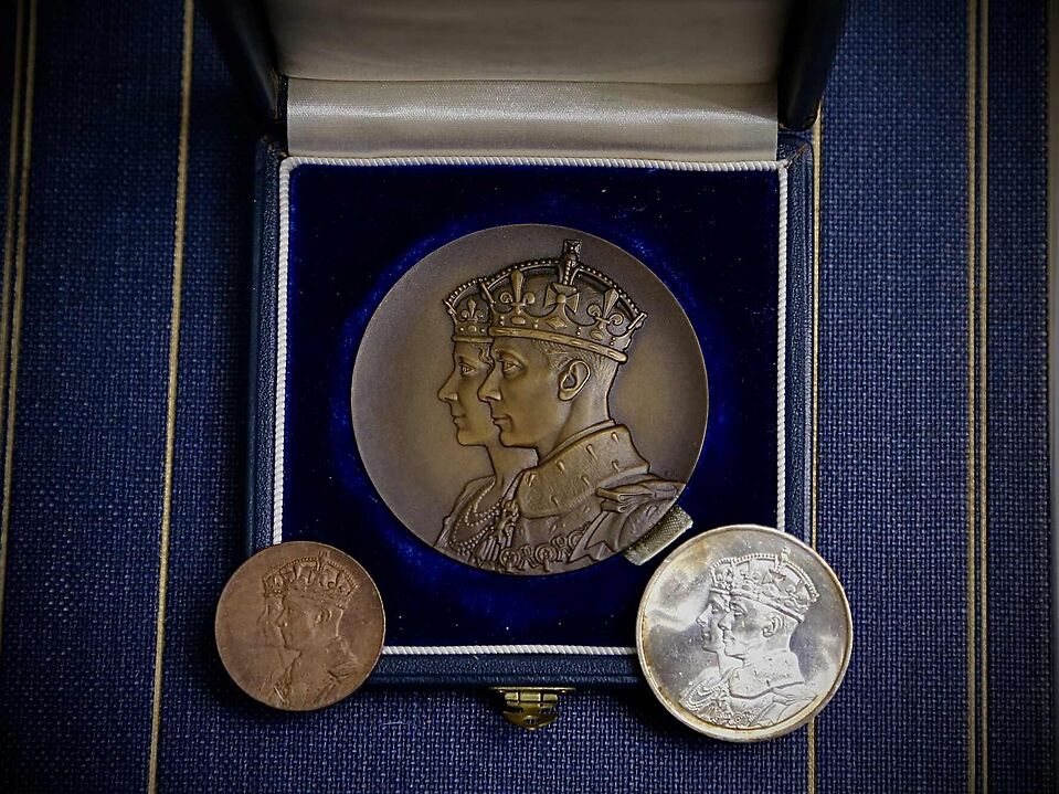 1939-Royal-Visit-Medallion